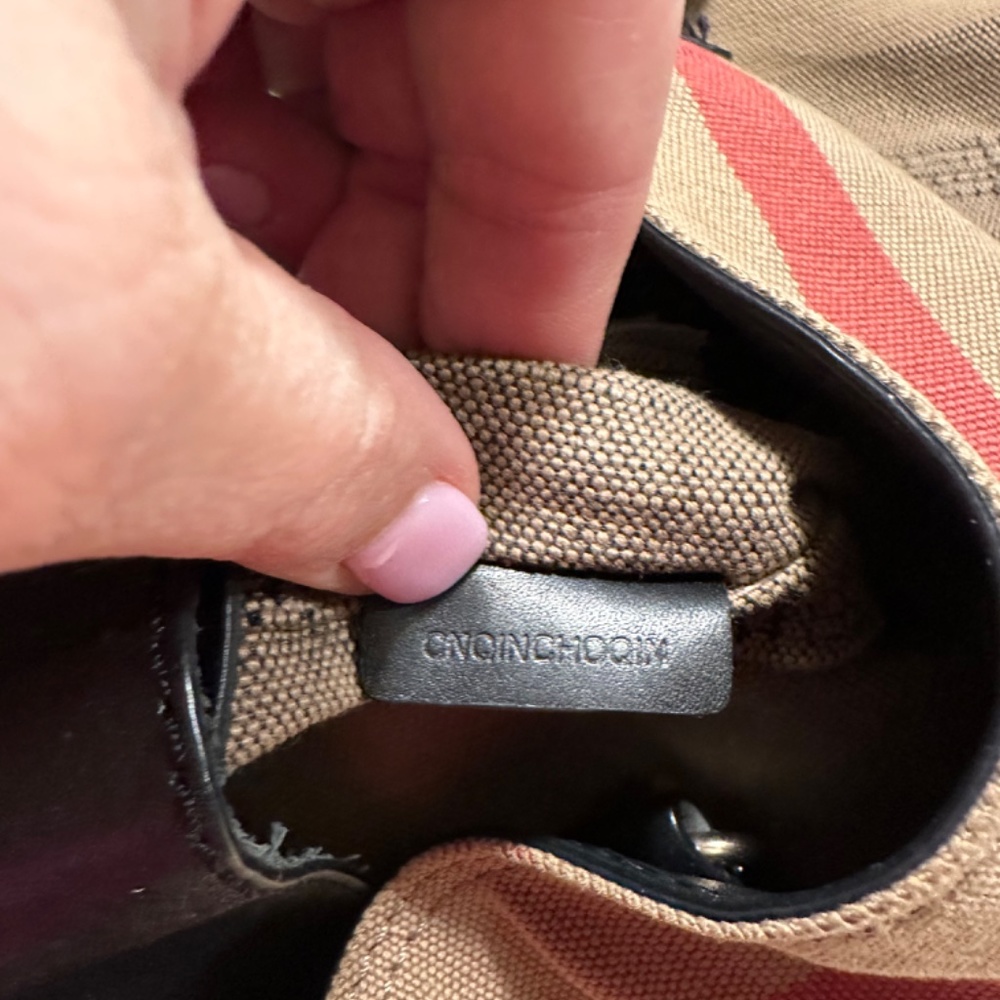 BURBERRY HOBO BAG - Picture 12 of 12